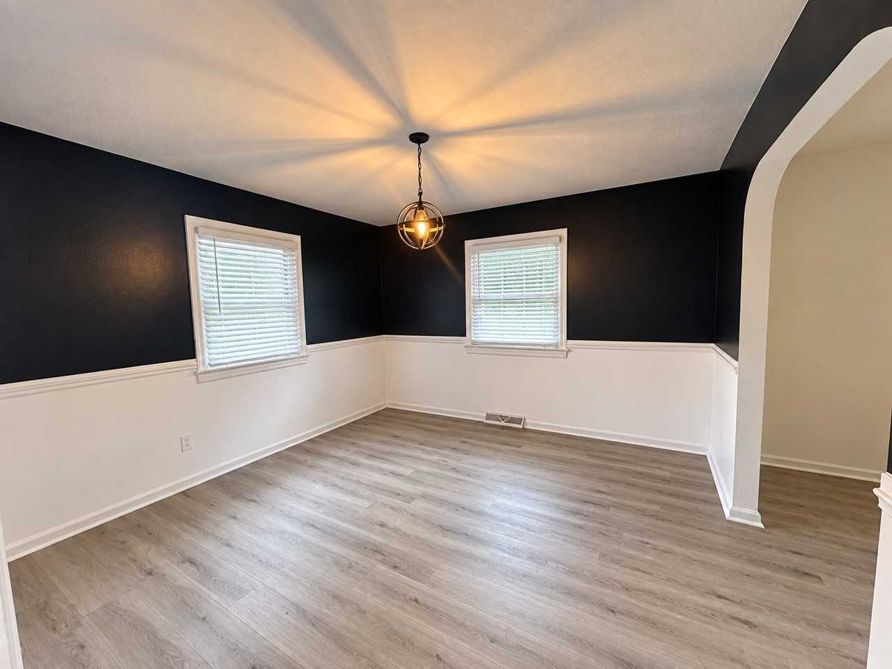 6620 Welch Dr - Photo 7 of 15