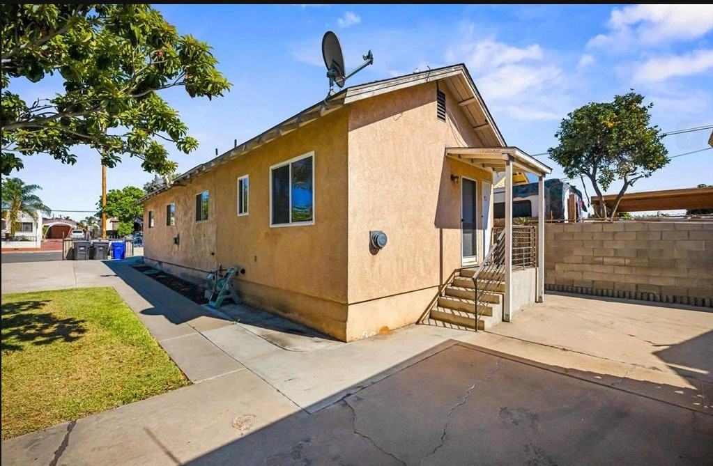 3815 Birch St #3815 - Photo 2 of 18