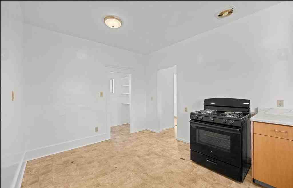 3815 Birch St #3815 - Photo 7 of 18