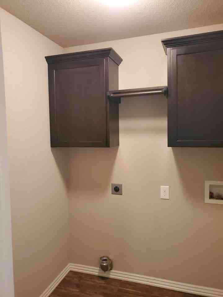 202 Adams St - Photo 7 of 16