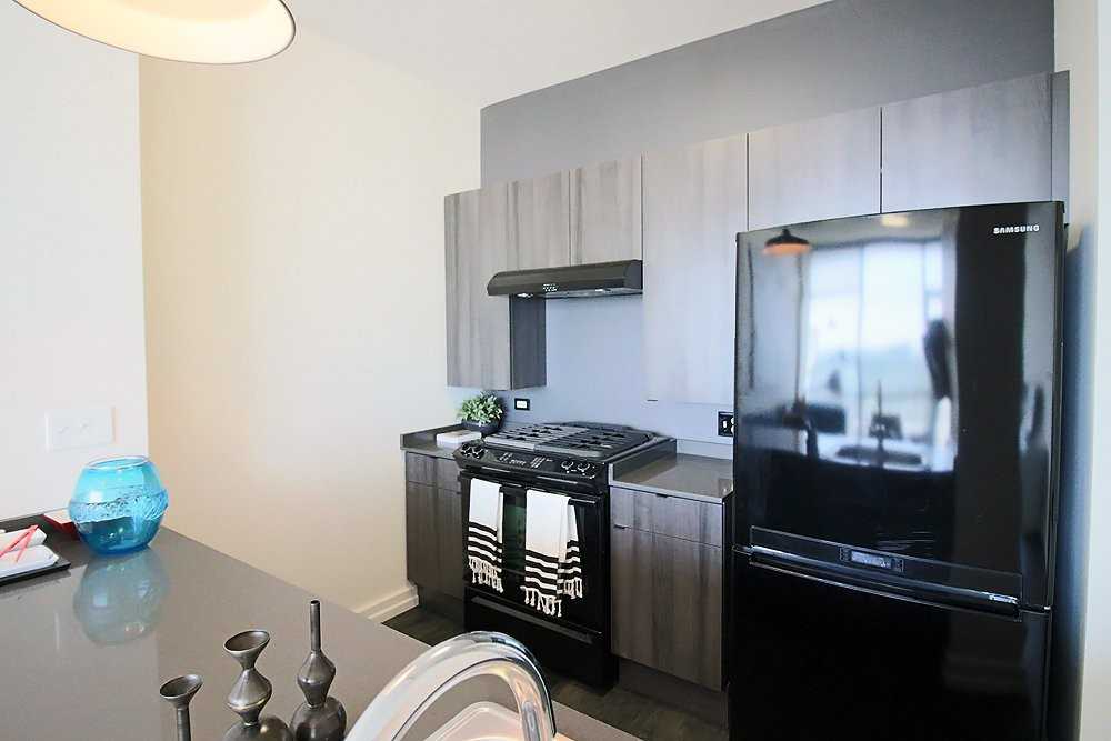 2137 S Indiana Ave #0402L - Photo 5 of 20