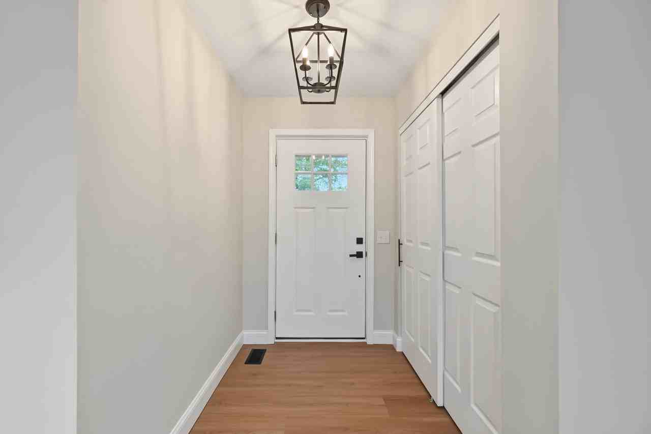 2949 White Stable Dr - Photo 2 of 20