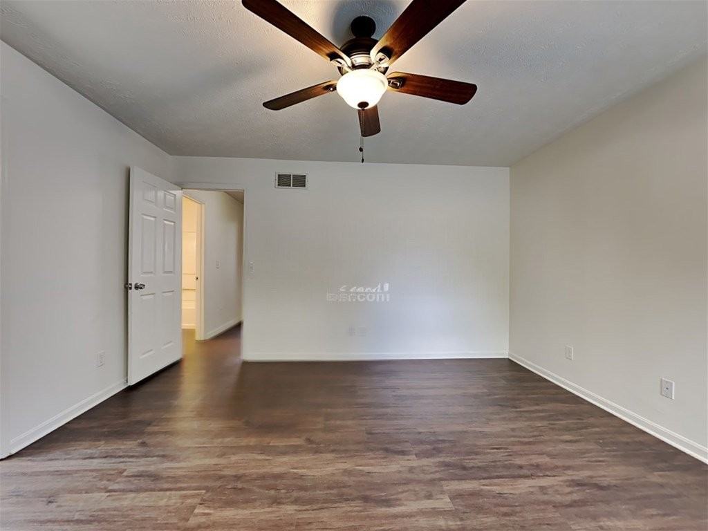 4637 Bluejay Ct #1 - Photo 3 of 10