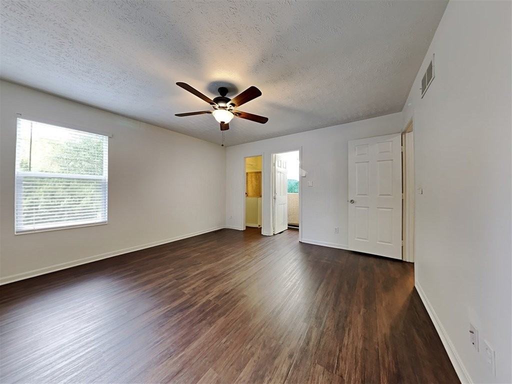 4637 Bluejay Ct #1 - Photo 5 of 10