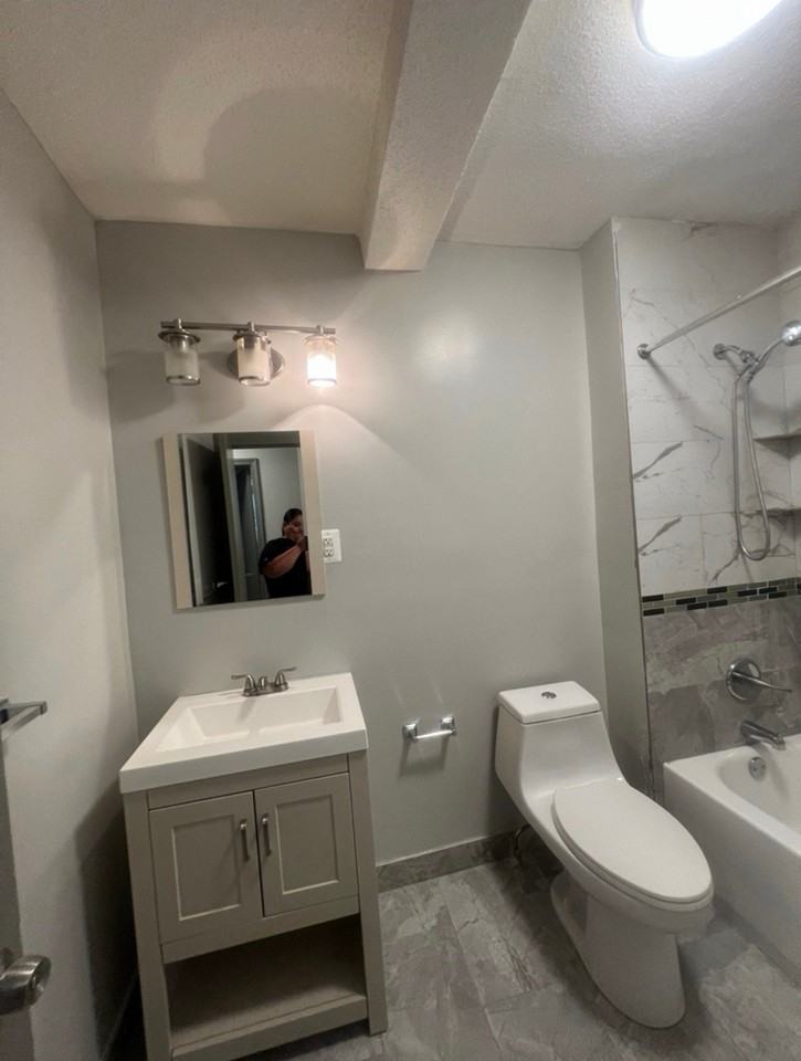 499 Allen St #A1 - Photo 2 of 8