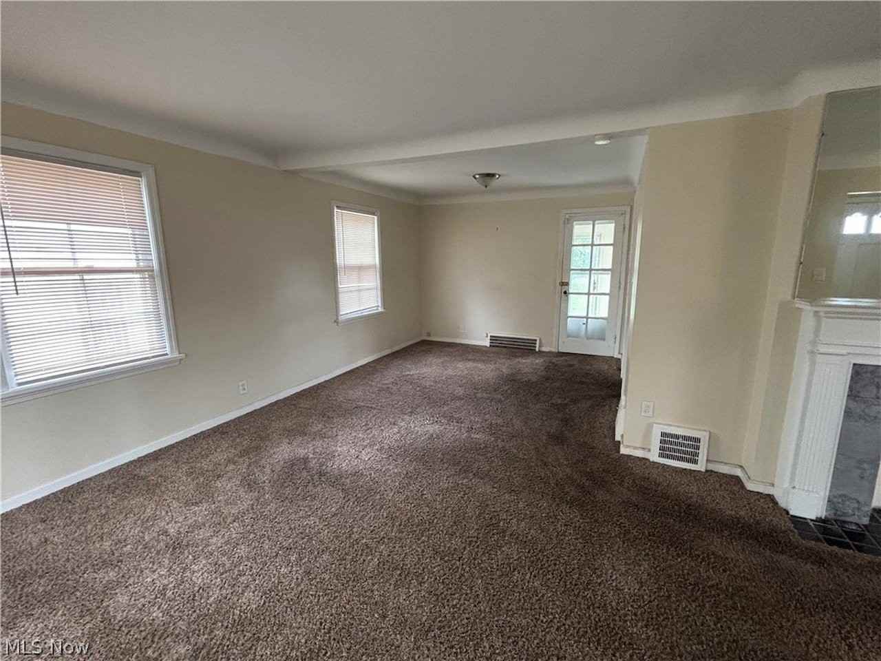 12324 Willard Ave - Photo 5 of 15