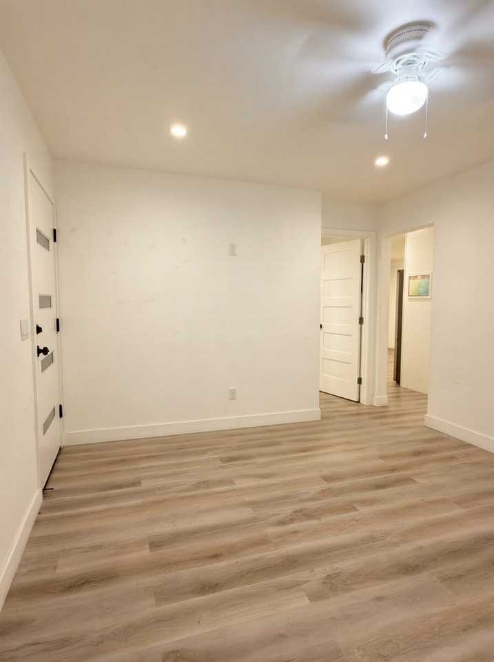 6512 Osler St #6512 - Photo 4 of 12
