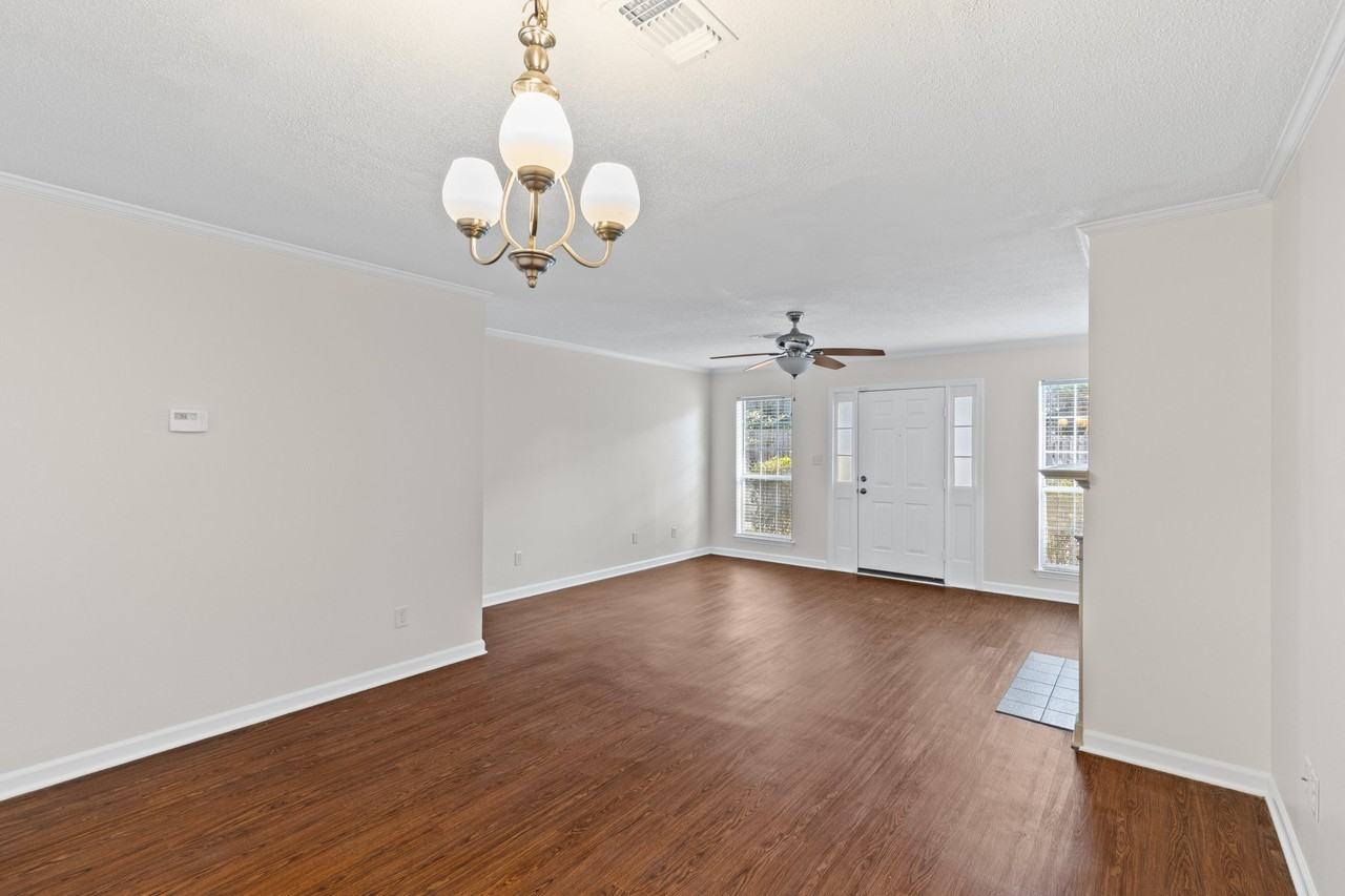 2018 Briar Ct - Photo 5 of 14