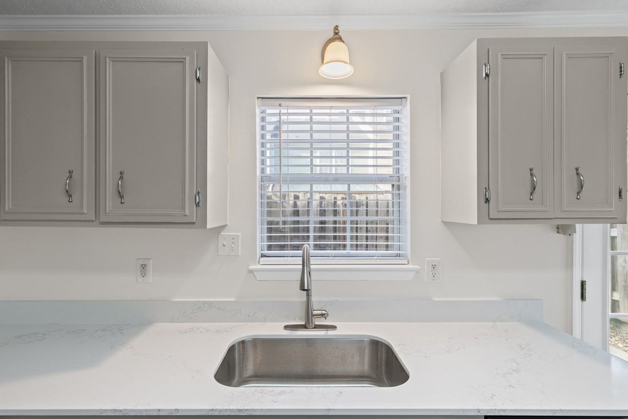 2018 Briar Ct - Photo 7 of 14