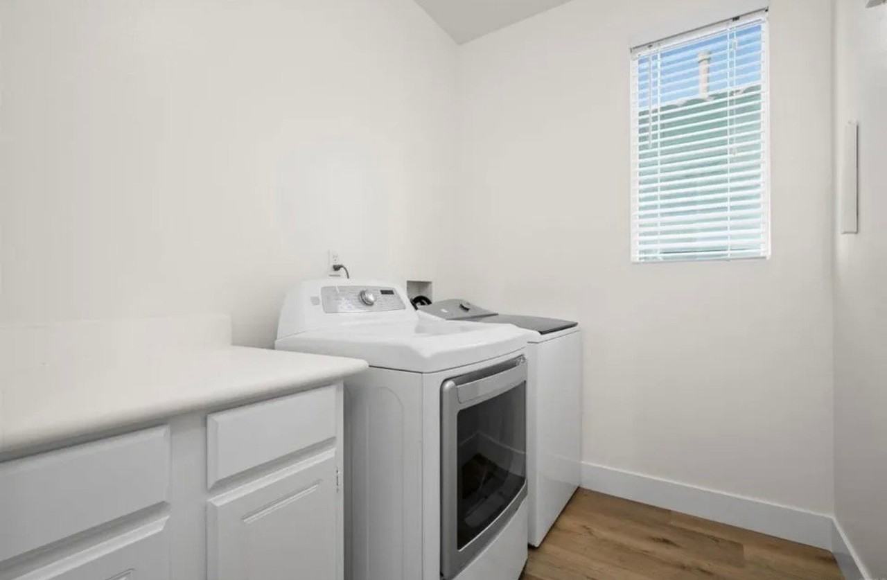 1304 Keck Rd - Photo 3 of 13