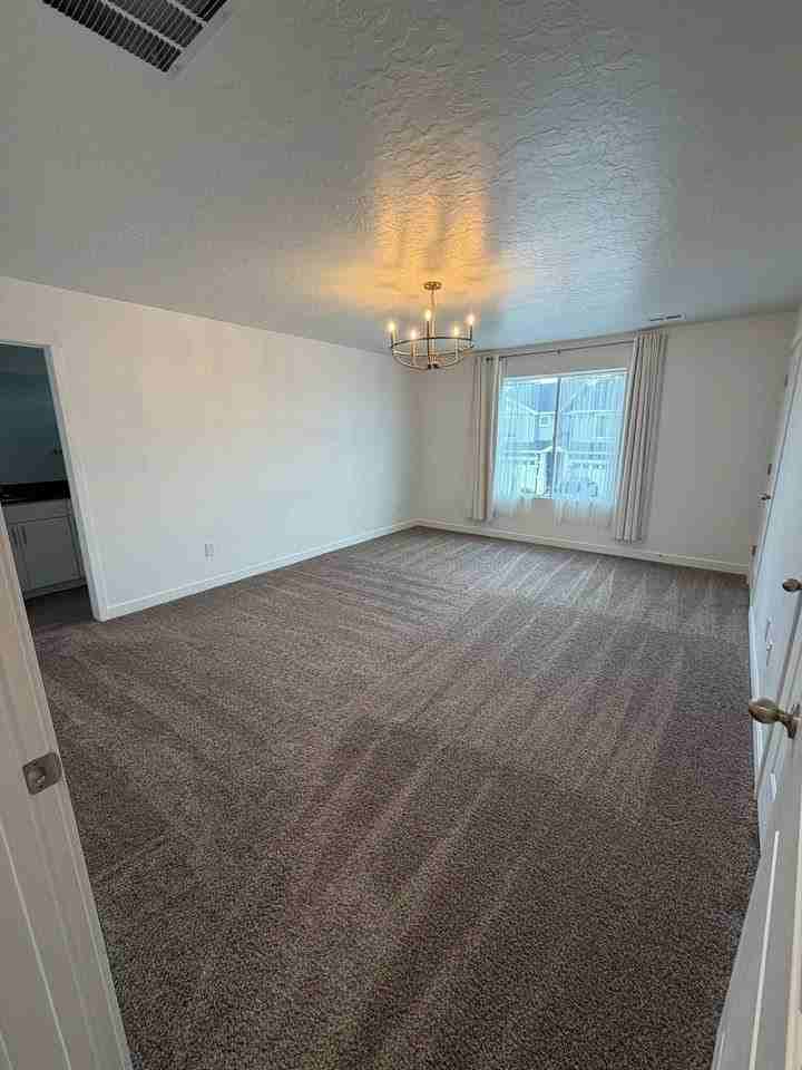 3989 W Corn Patch Ave - Photo 6 of 17
