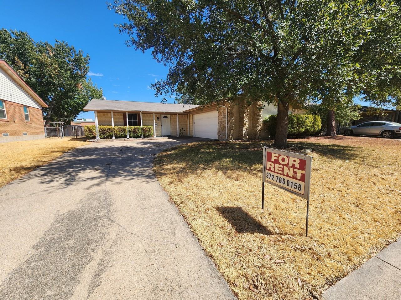 2210 Newcastle Dr - Photo 3 of 46