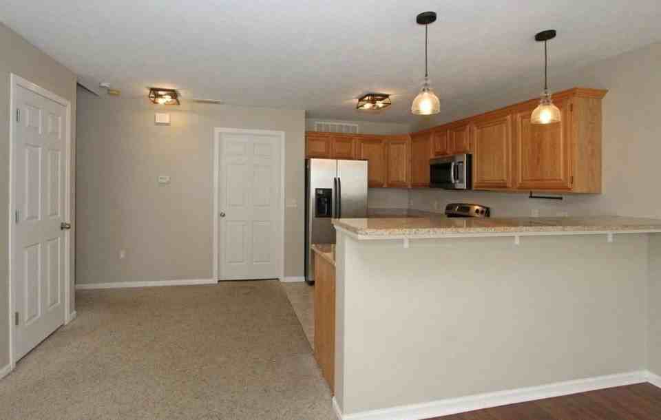 6028 Glenbrook Ln - Photo 3 of 20