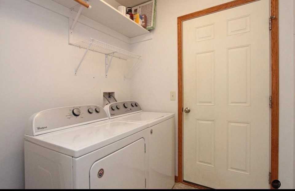 6028 Glenbrook Ln - Photo 4 of 20