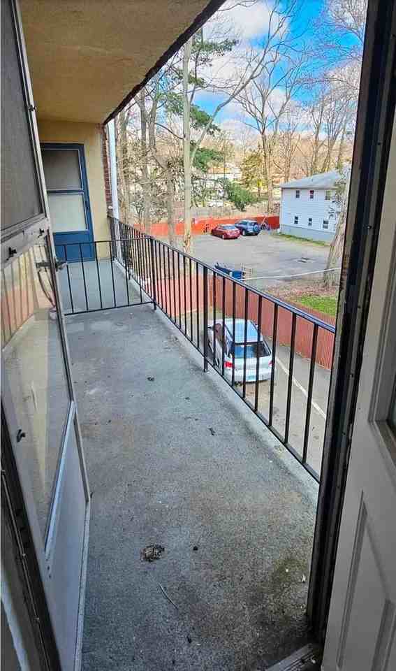 31 Austin St #7C - Photo 6 of 7