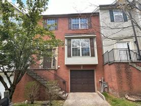 510 Huntington Ridge Dr - Photo 1 of 1