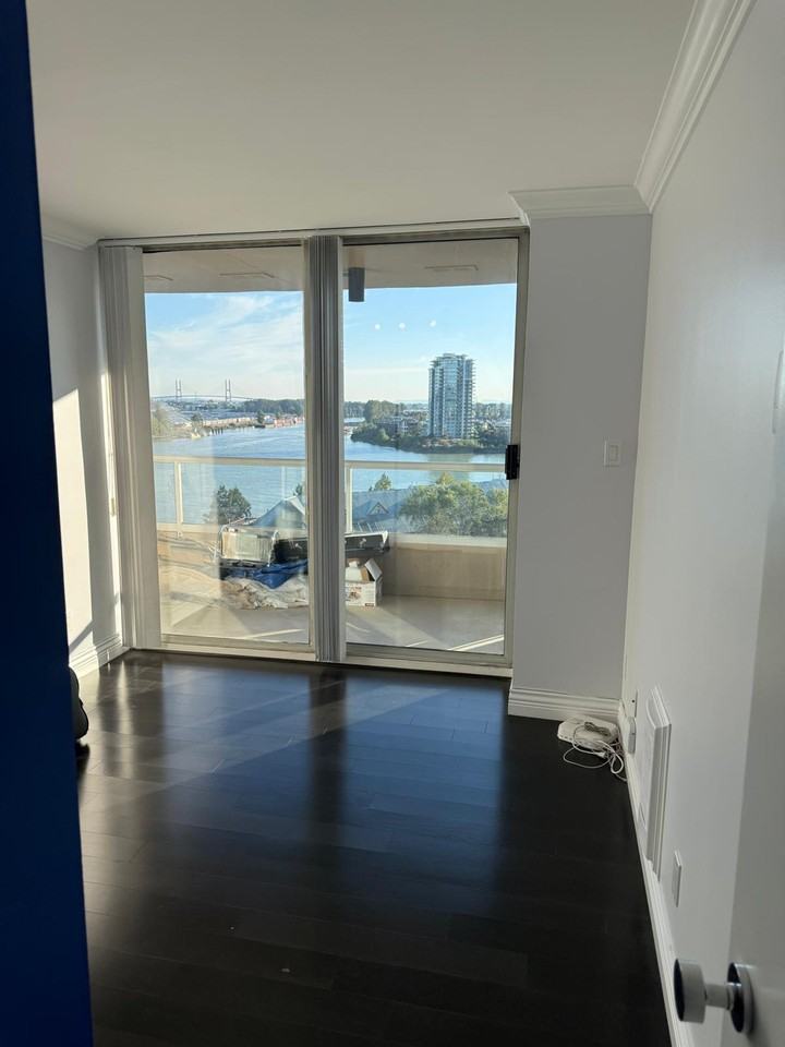 1045 Quayside Drive - Photo 7 of 15