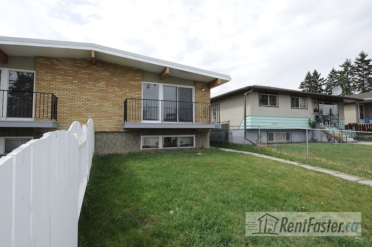 917 39 St Se - Photo 2 of 18
