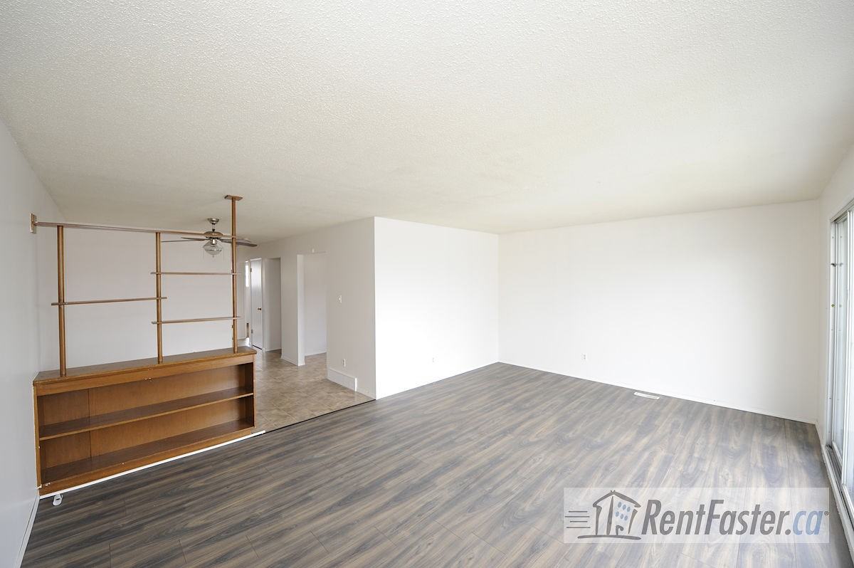 917 39 St Se - Photo 5 of 18