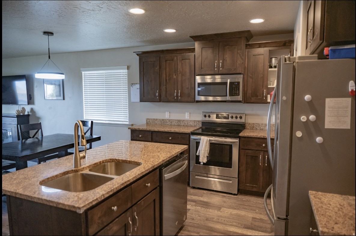 417 Slate Dr #NA - Photo 5 of 10