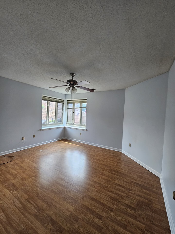 4944 Lions Gate Dr #NA - Photo 7 of 10