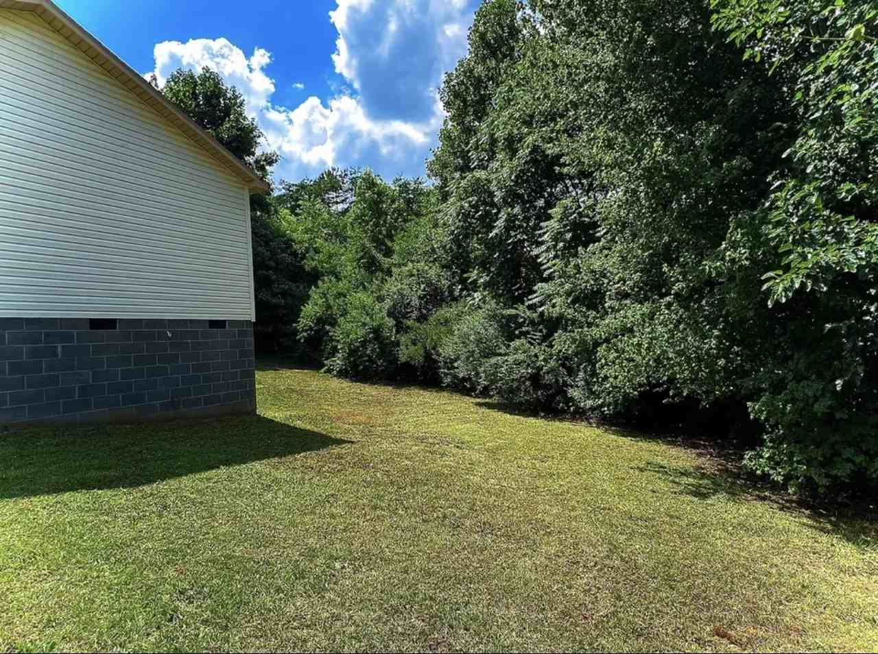 367 E Reedy Fork Rd #NA - Photo 2 of 40