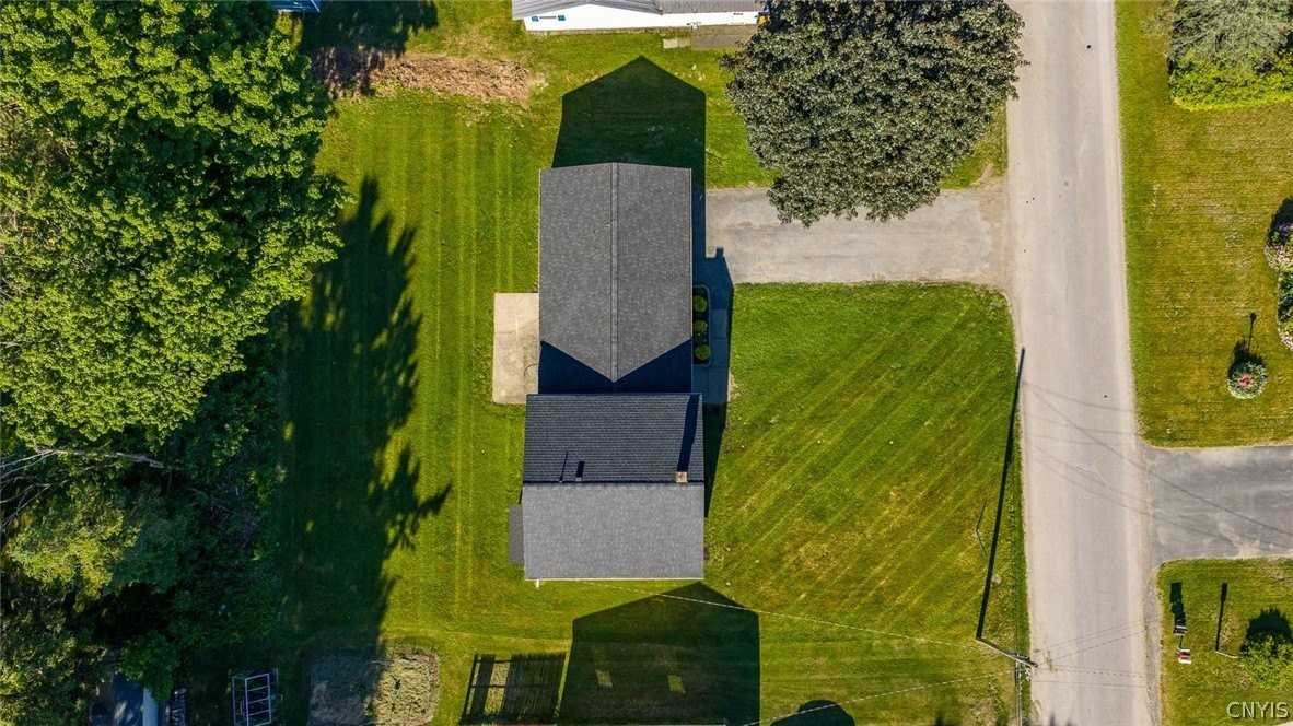6453 Milles Dr - Photo 5 of 29