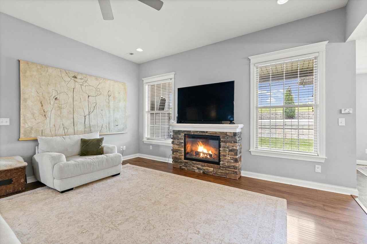 5007 Whitefish Ct - Photo 4 of 16