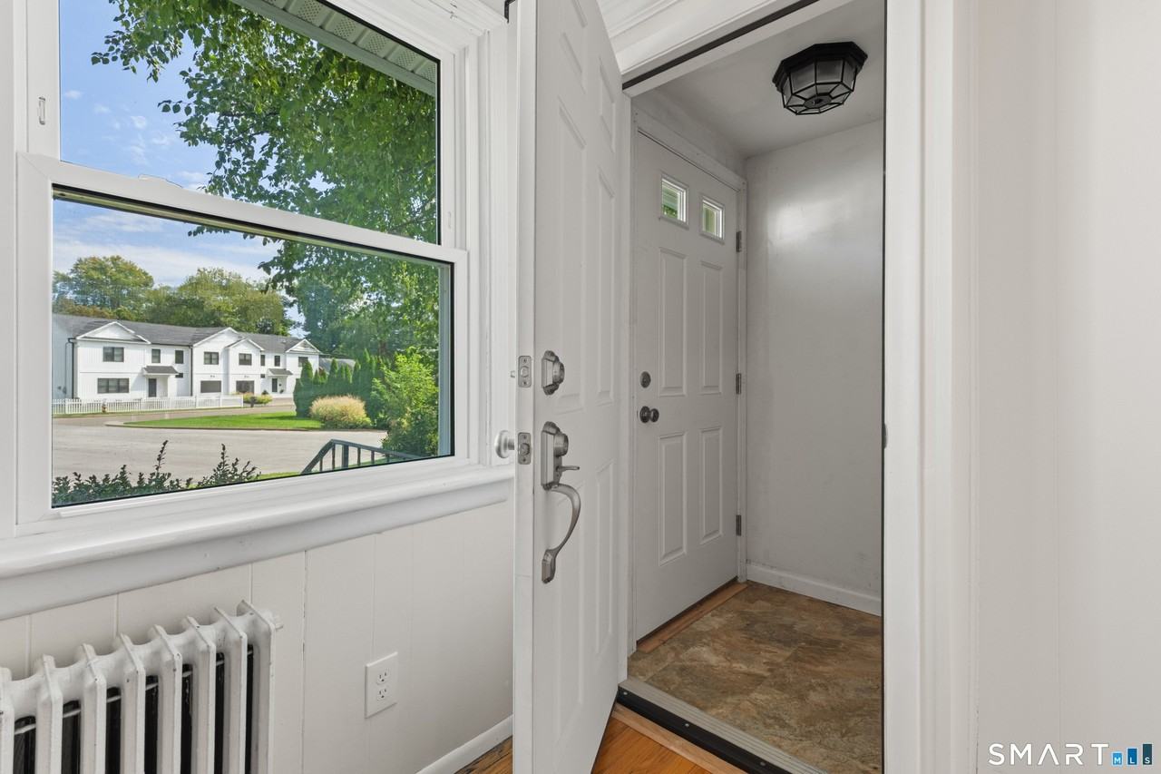 298 Roseville Ter #1 - Photo 6 of 17