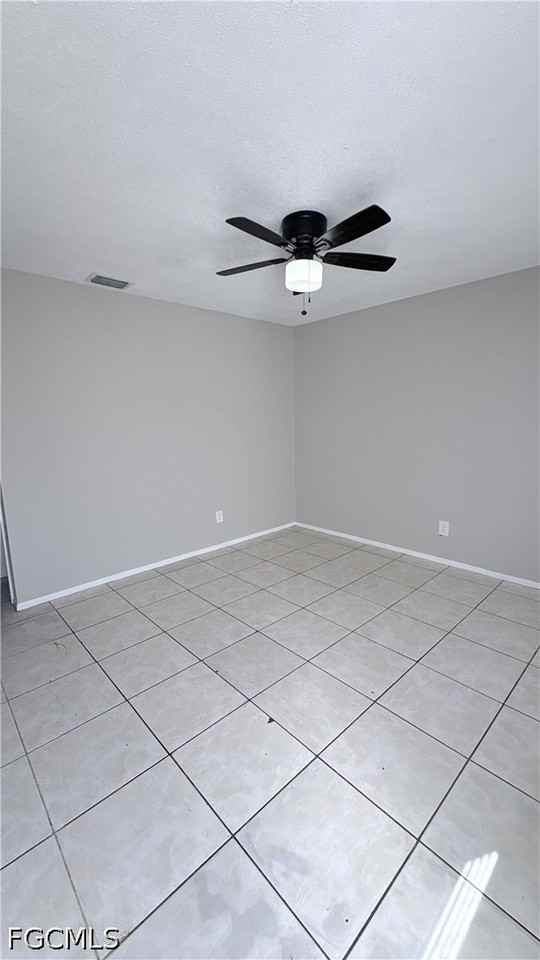 464 Carolina Ave - Photo 4 of 13