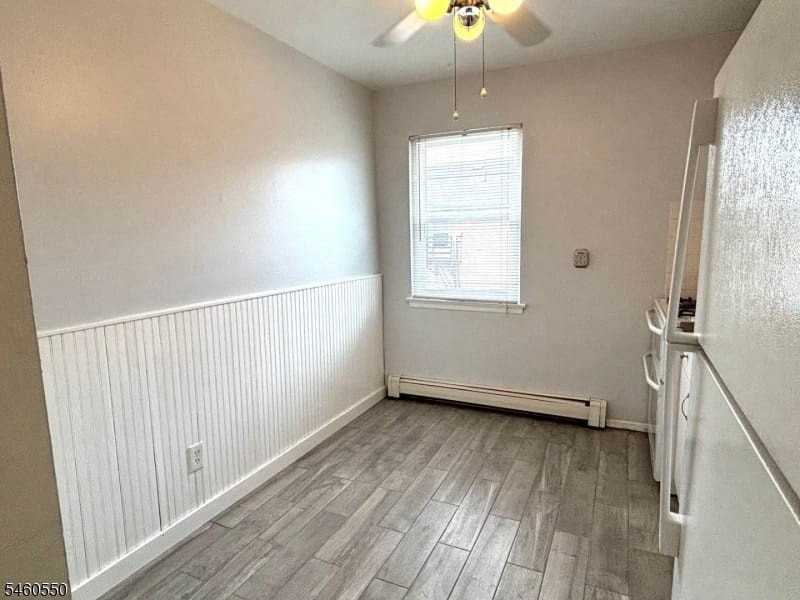 725 Joralemon St - Photo 4 of 14