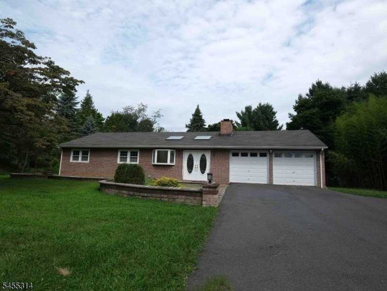 161 Mount Horeb Rd - Photo 2 of 29