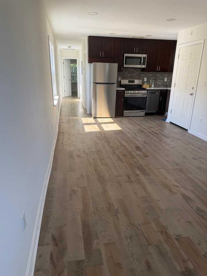 769 1st St - Photo 2 of 6