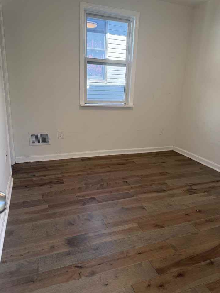 769 1st St - Photo 5 of 6