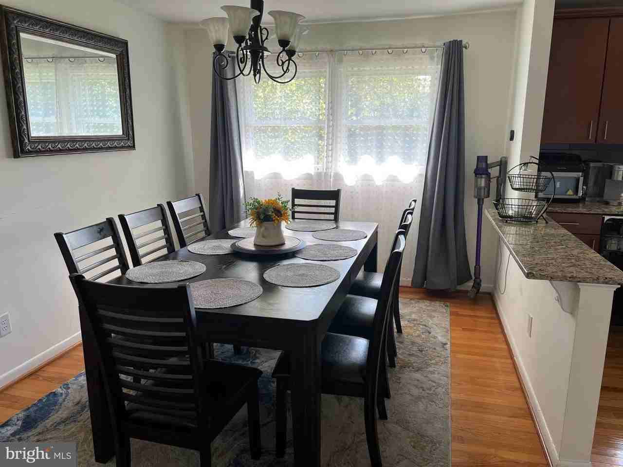 6711 Beddoo St - Photo 3 of 38