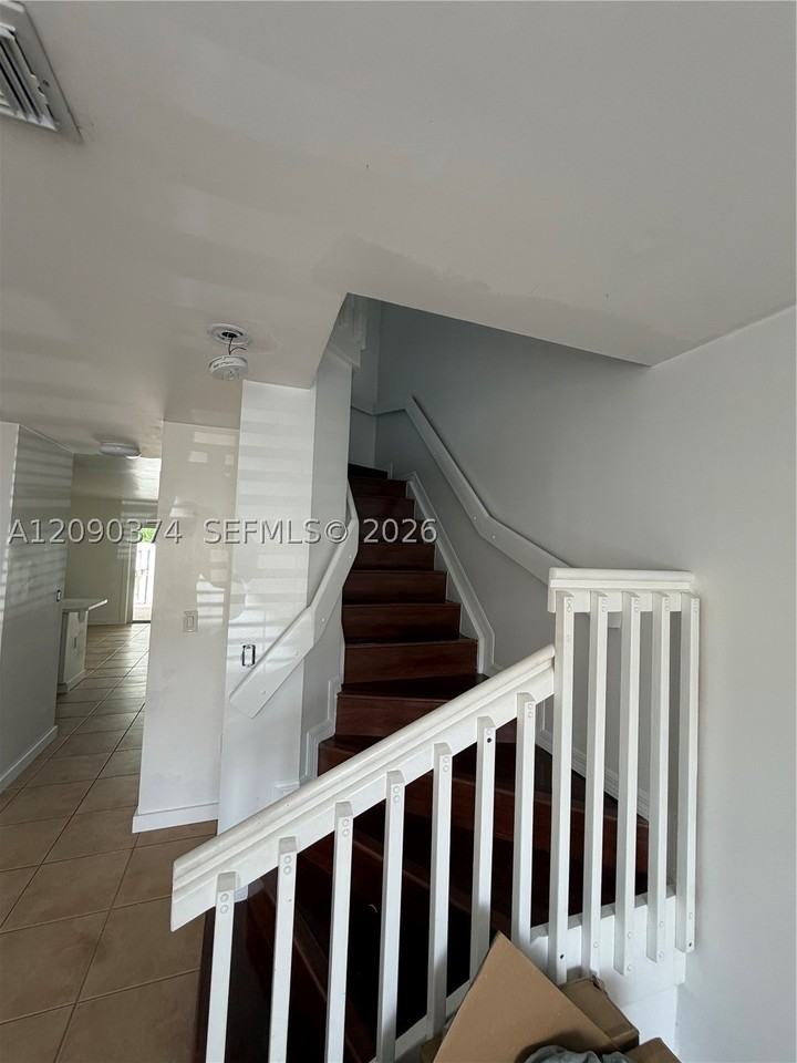13893 Sw 62nd Ter - Photo 3 of 15