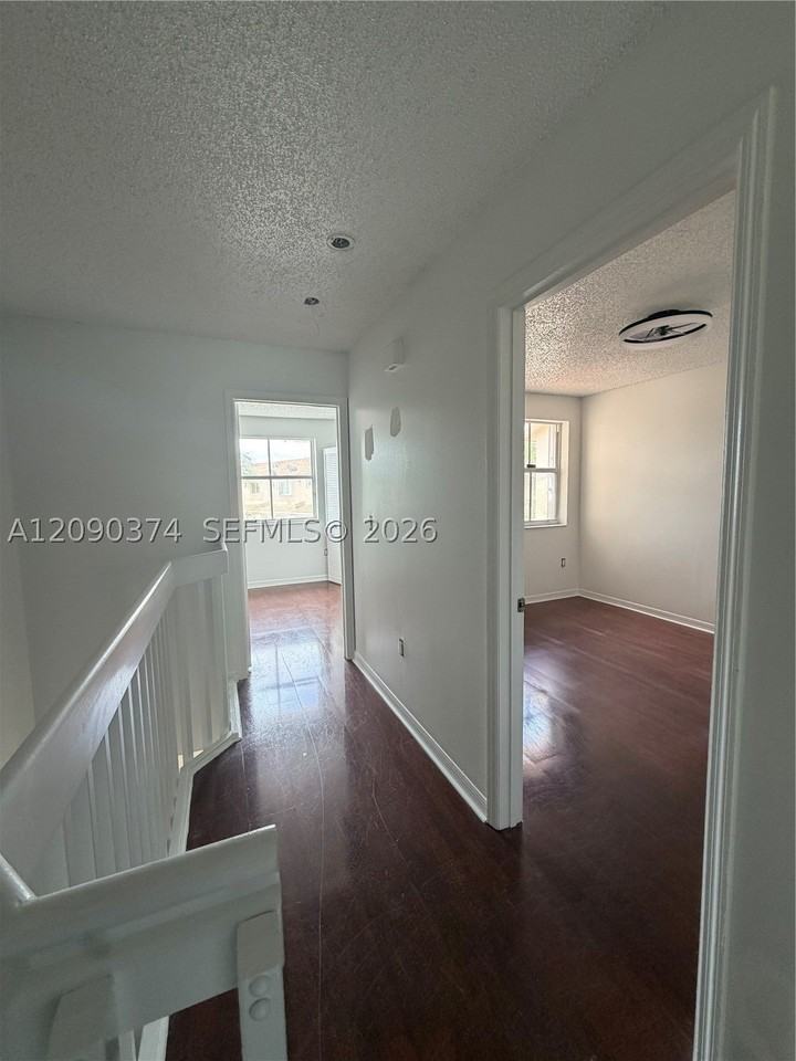 13893 Sw 62nd Ter - Photo 7 of 15