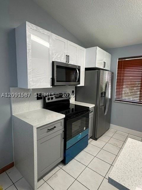 8015 Lake Dr #201 - Photo 5 of 14