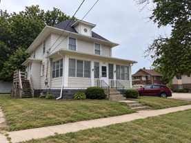 518 1/2 Locust St #1-2 - Photo 1 of 1