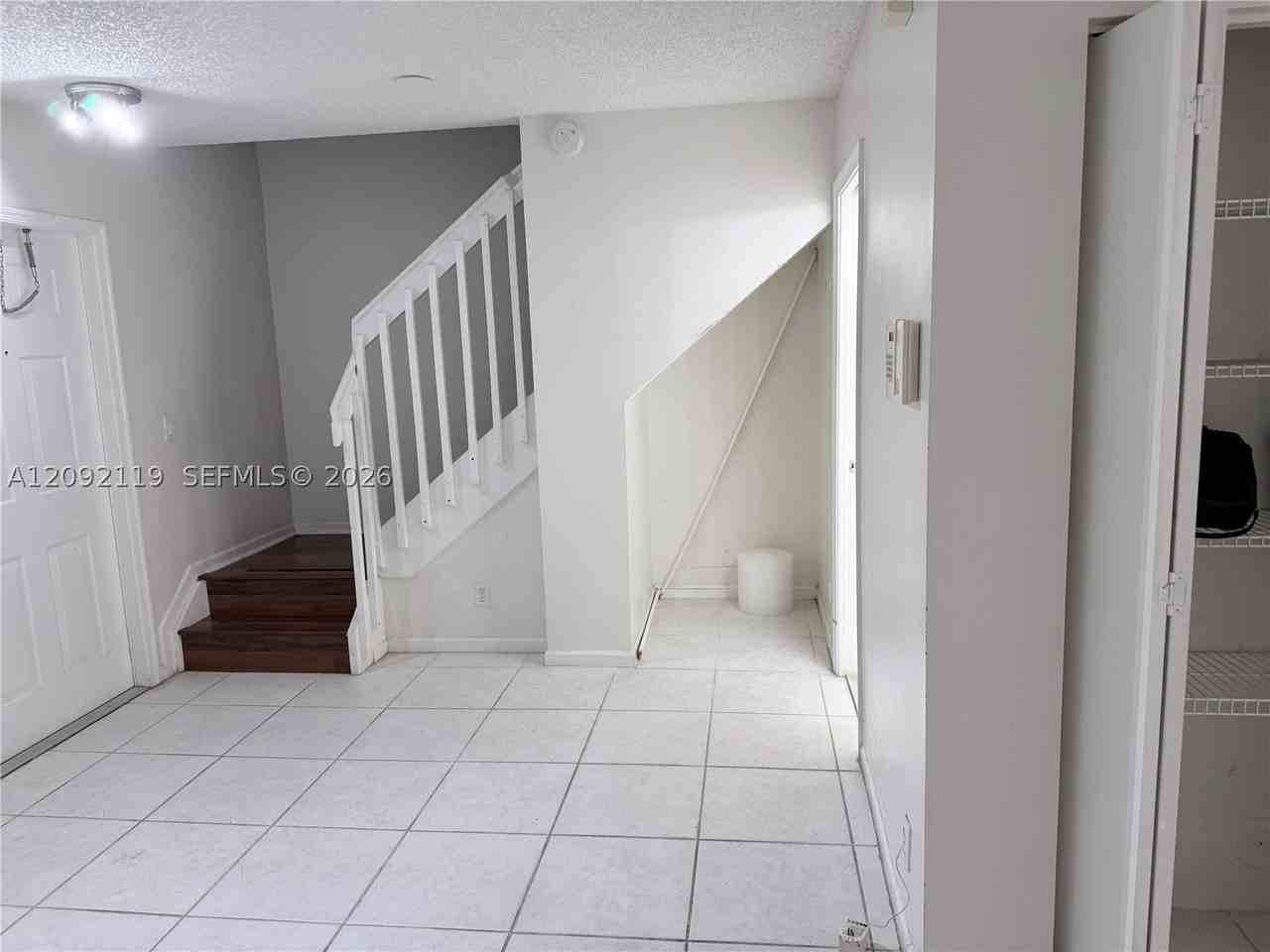 4776 Sw 13th Pl - Photo 7 of 22