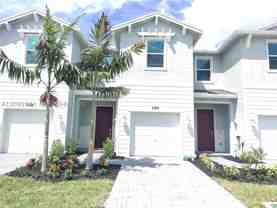 390 Se Crossoak Ln - Photo 1 of 1