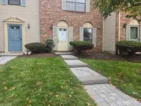 187 Hampshire Ct - Photo 1 of 1