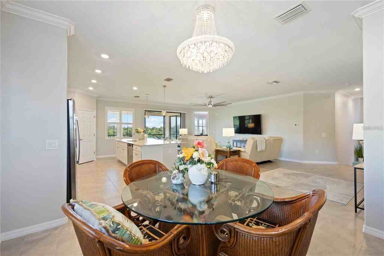 10817 Tarflower Dr #201 - Photo 7 of 50