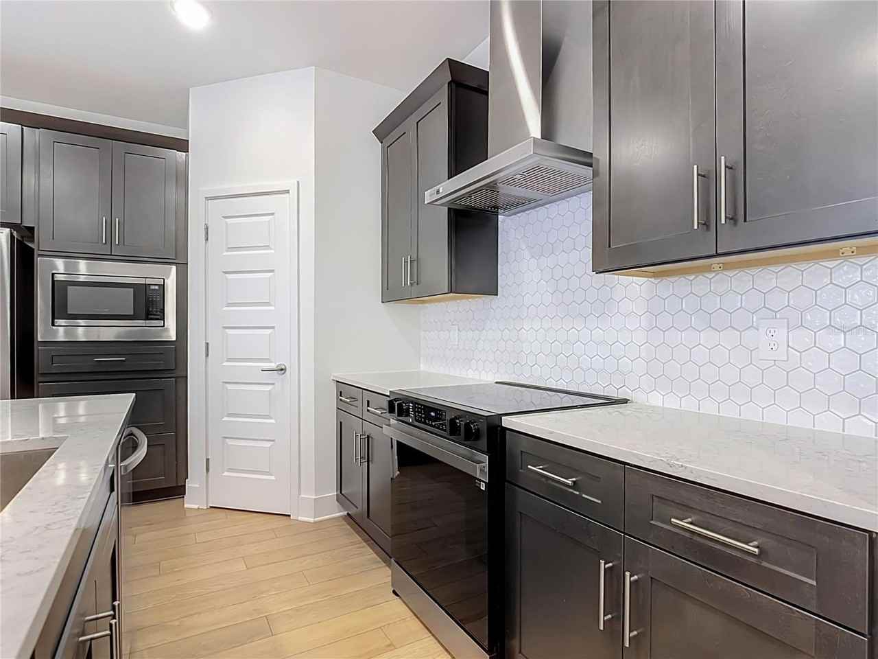 13504 Autumn Harvest Ave - Photo 7 of 50