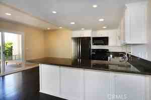featured image of Crystal Lantern St #B