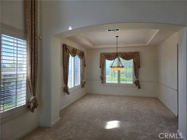 17568 Cloverdale Way - Photo 5 of 8