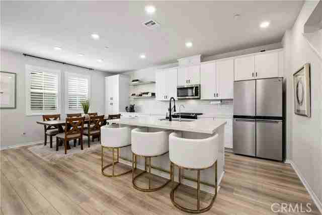 1152 Whirlwind Dr - Photo 3 of 8