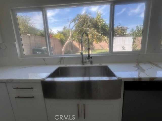 9065 Columbine Ave - Photo 7 of 8