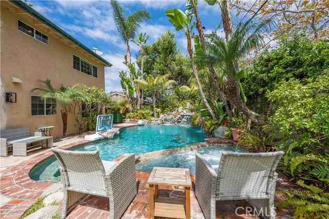 2802 Shantar Dr - Photo 5 of 8