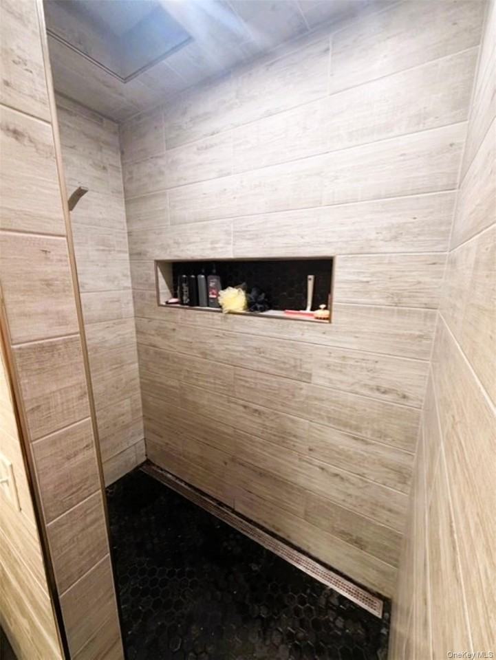 49 Larchmont Rd - Photo 4 of 16